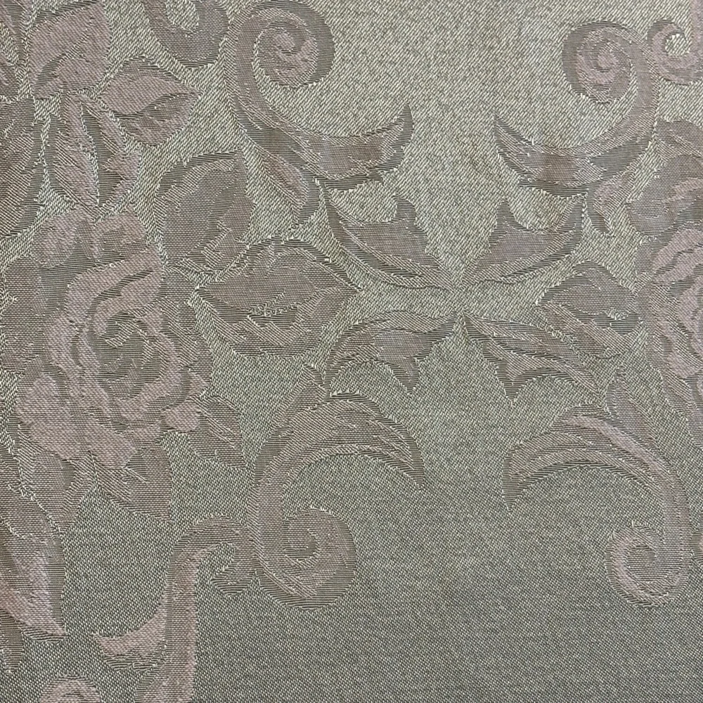 Damask Dining room Tablecloth 58X101” sage green & White floral elegant LIKE NEW
